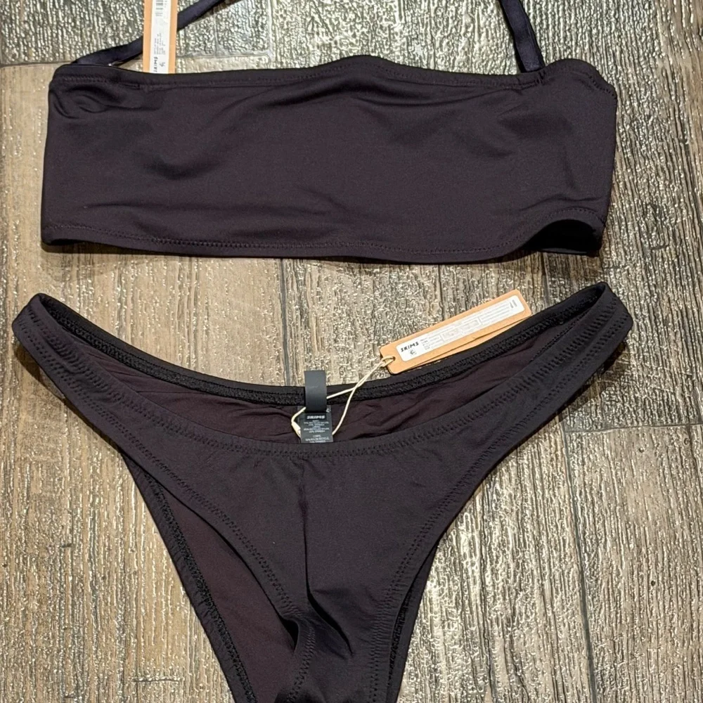 Skims, 2 Piece Bathing Suit, Bandeau Top and Cheeky Bottom, Sz Medium